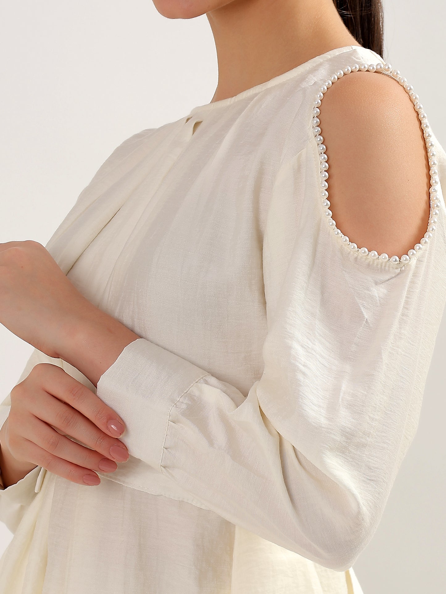 Ivory Cold-Shoulder Set (TOP+BOTTOM)
